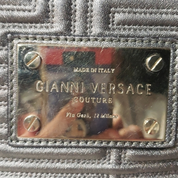 💋TRADED 💋Versace handbag 👜 - Picture 7 of 15